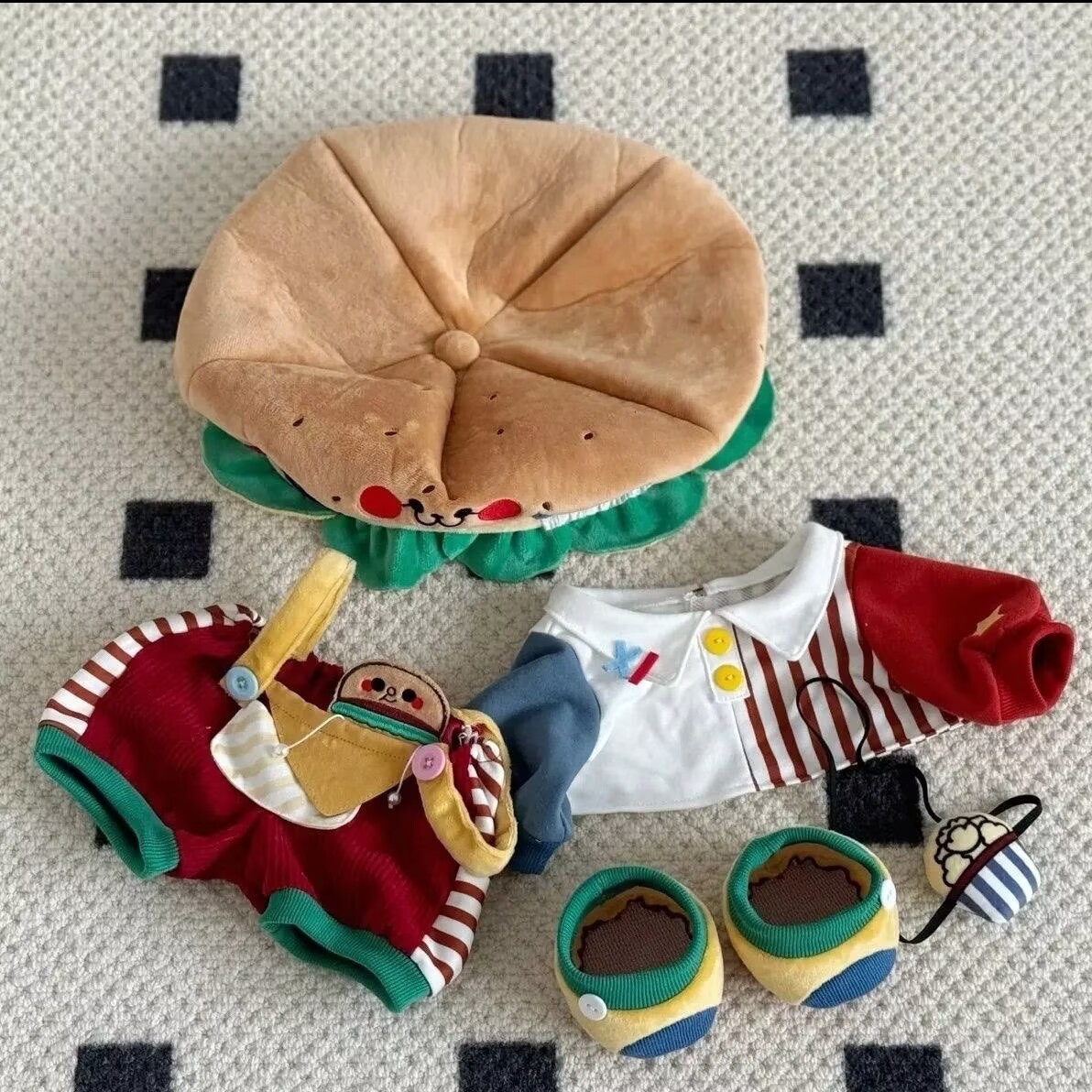 40cm Hamburg Bebek Kıyafetleri - Baby Food Restaurant incelemesi ve fiyatı